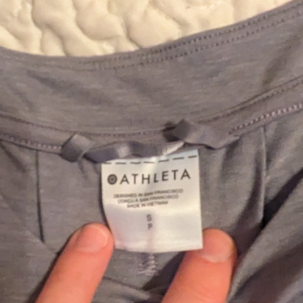 3/$15 ATHLETA Oversized Women's Short Sleeve High-Low Shirt - Blue - Small - Picture 5 of 6